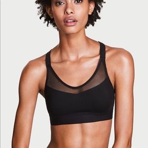 NWT Victoria's Secret sports bra